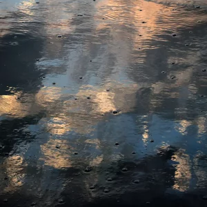 THE SKY ON THE BLACK SAND