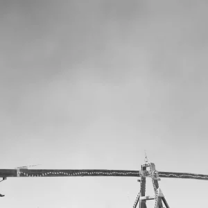 WE ARE SWINGING FREELY IN THE MIDDLE OF NOWHERE